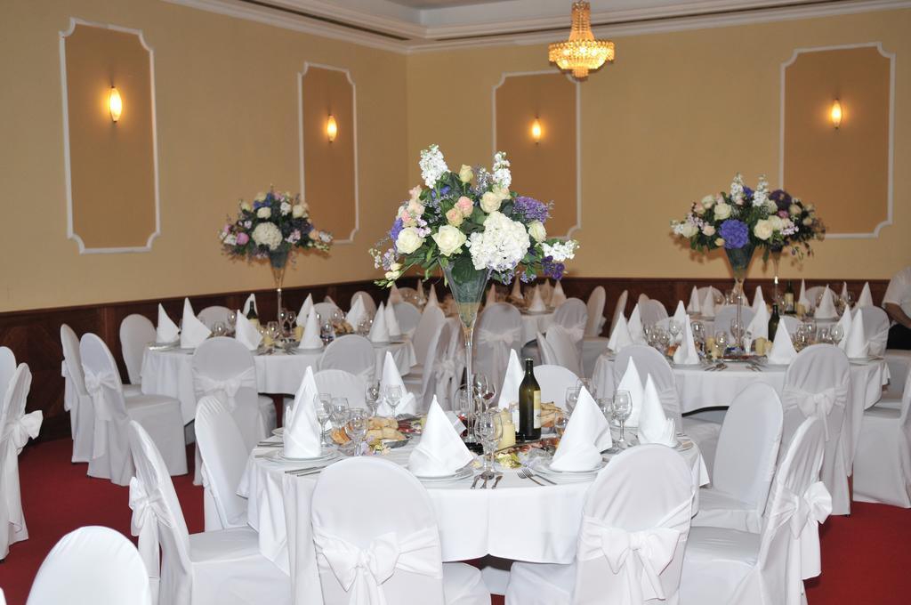 סיטלוק Hotel Kaktus מראה חיצוני תמונה